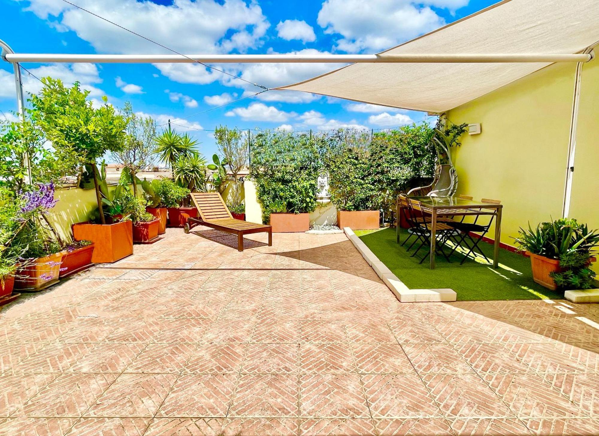 Apartamento Con Magnifico Terrazzo Vicino A Metropolitana E Vaticano Roma
