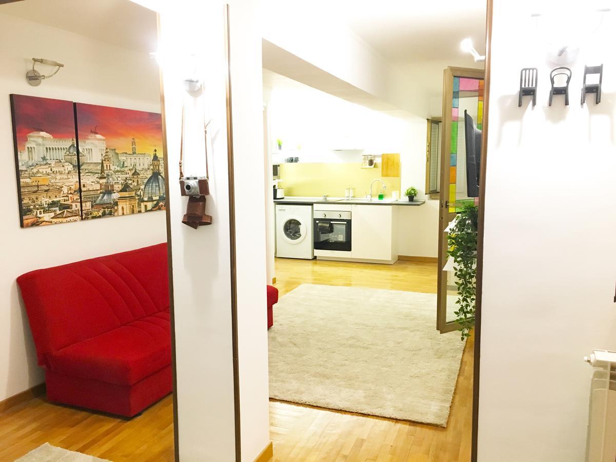 Apartamento Con Magnifico Terrazzo Vicino A Metropolitana E Vaticano